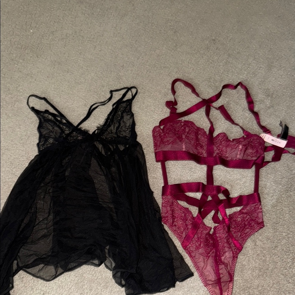 Victoria SecretsLace Lingerie Set